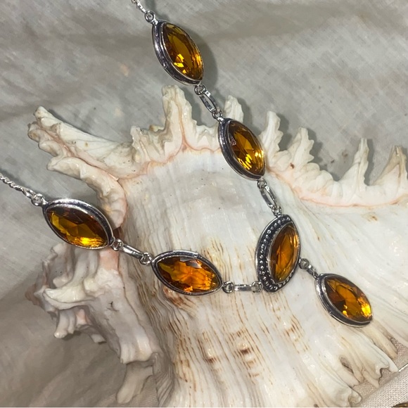 Mandarin Citrine handcrafted 6 gem necklace + Earring set - Picture 3 of 7